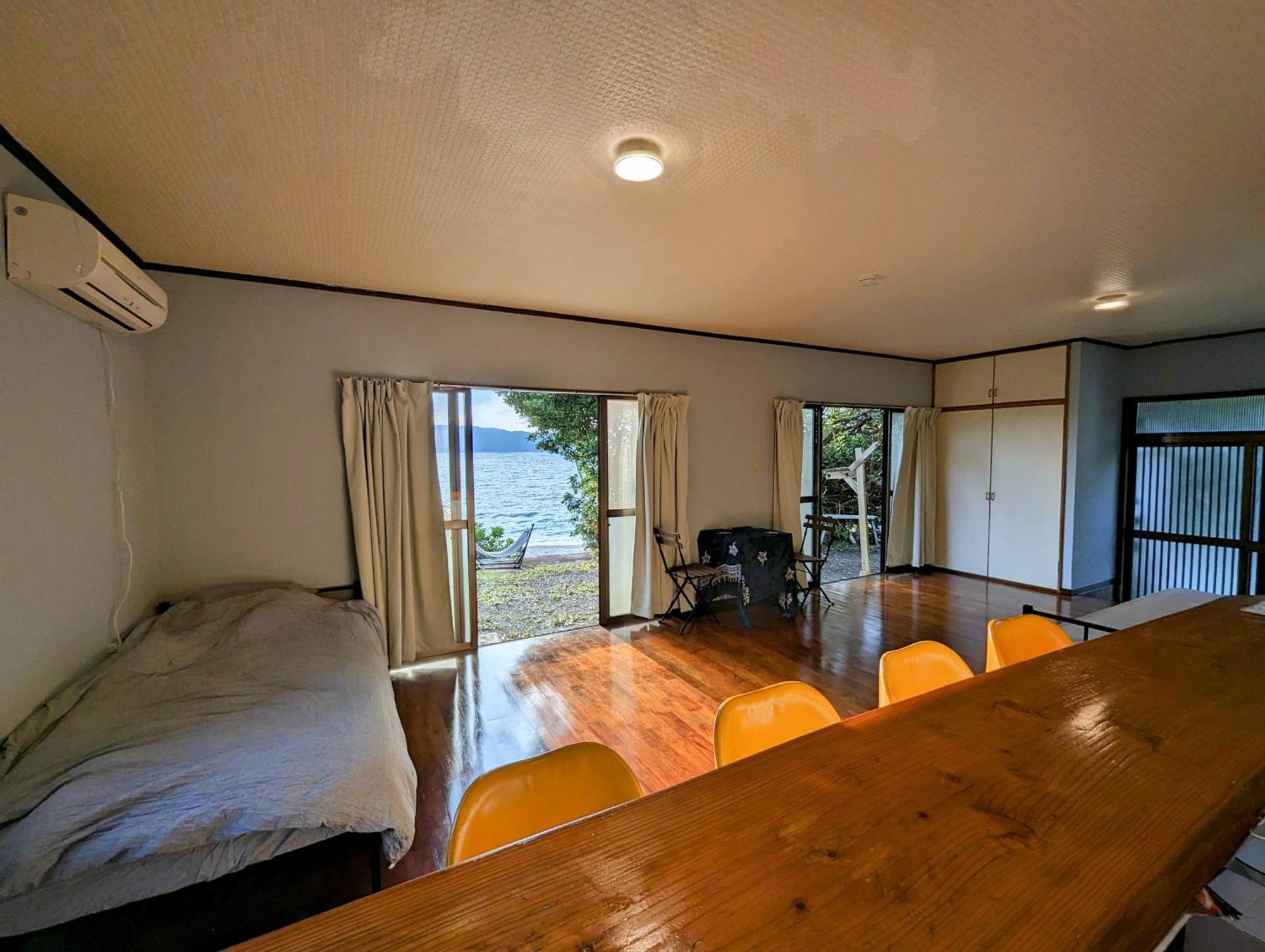 くじらの家 Villa Амами Екстериор снимка